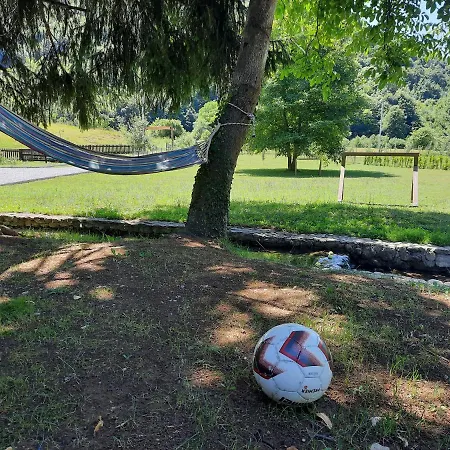 Studenac بيت للعطل *