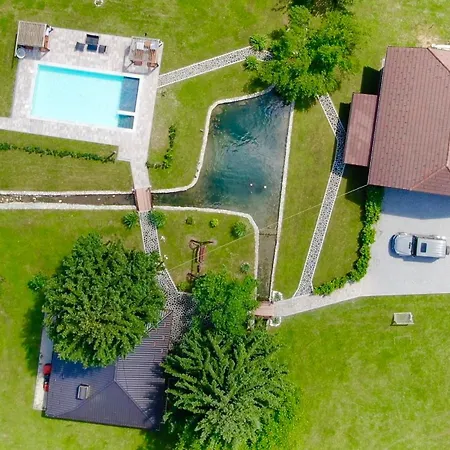 Studenac بيت للعطل بيهاتش